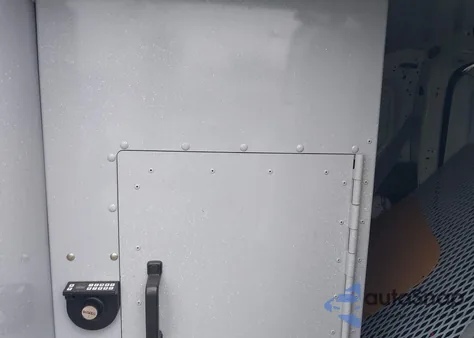 2019 Ford Transit Connect Xl z USA, uszkodzony, nr VIN NM0LS6E70K1415846